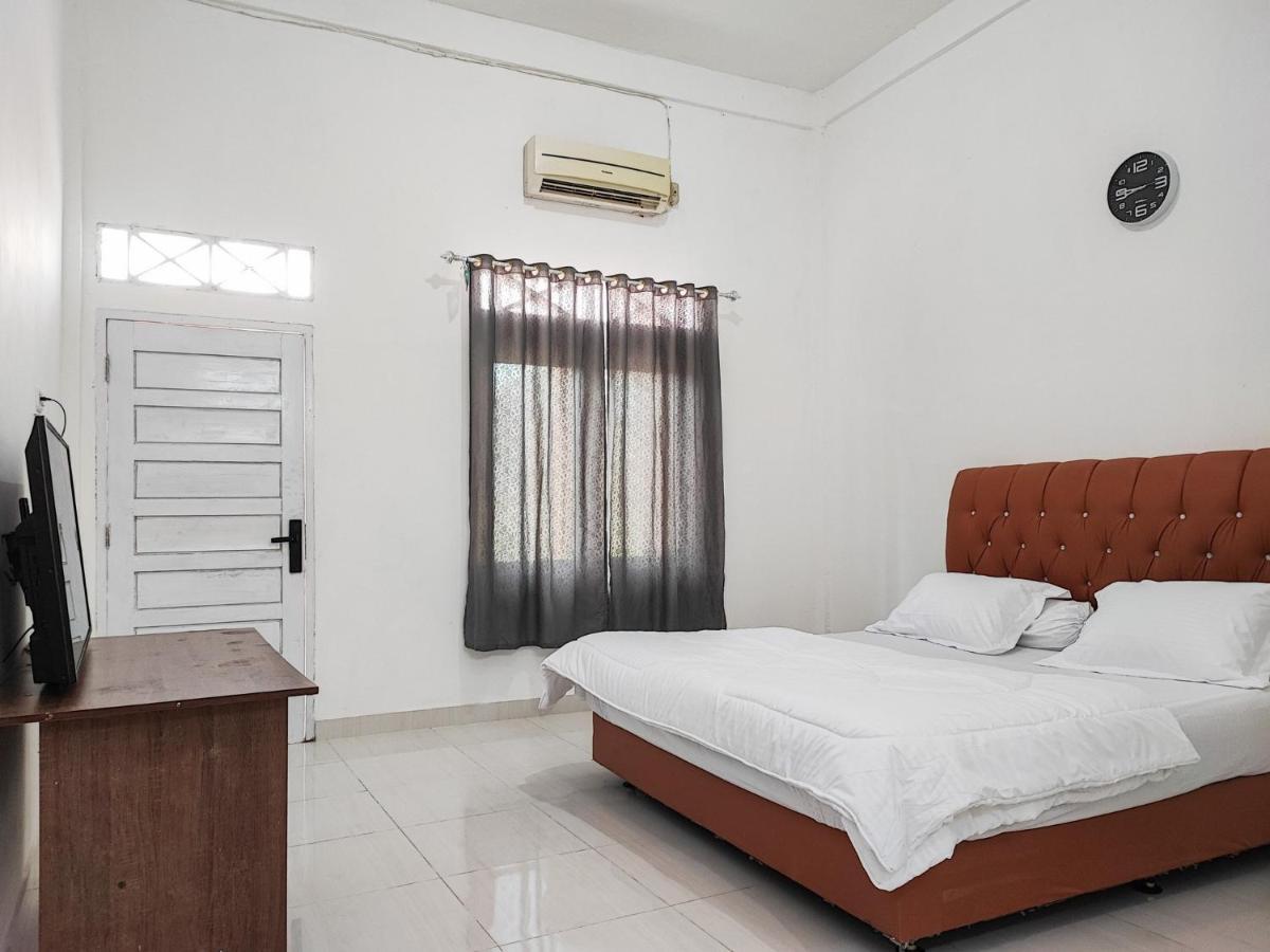Adela Homestay Syariah Near Universitas Muhammadiyah Jambi Mitra Reddoorz Zewnętrze zdjęcie